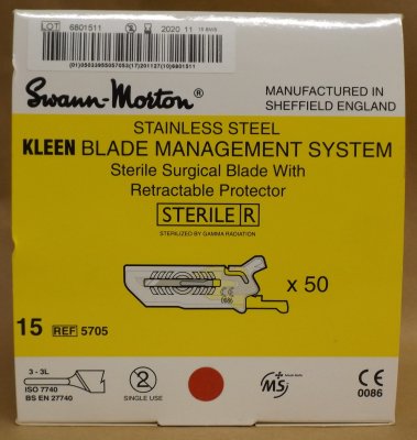 Swann Morton No15 Kleen Blade Management System ref 5705 CLR 1108