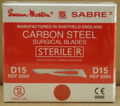 Box of 100 Sabre D/15 Sterile Carbon Steel Scalpel Blade Swann Morton Product No 0265 CLR 2082
